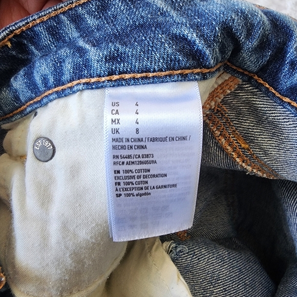 American Eagle Outfitters Distressed Denim Mini Skirt Women Size 4 Button Fly - Picture 12 of 13